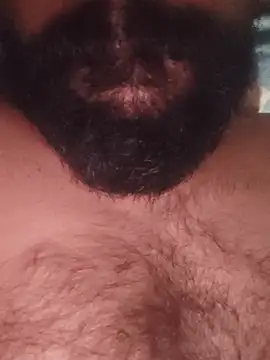 LargishSexiness webcam