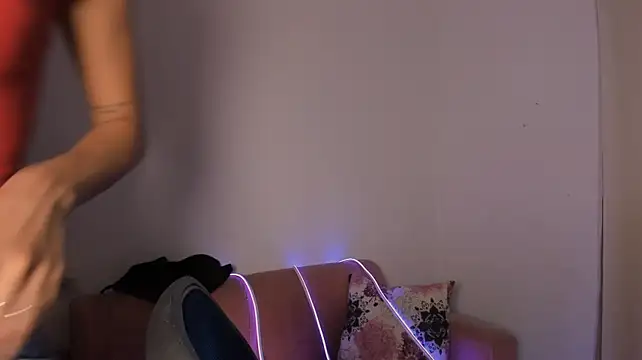 BellaaStorm webcam