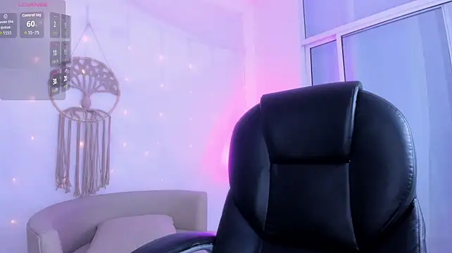 Ginni_charlotte live cam preview