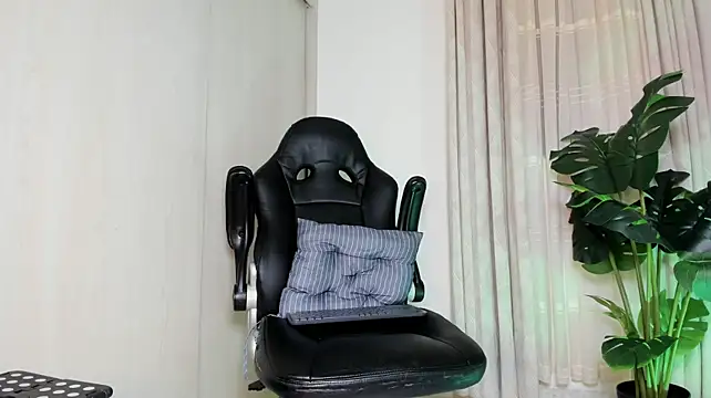 Biscuit_oliva webcam
