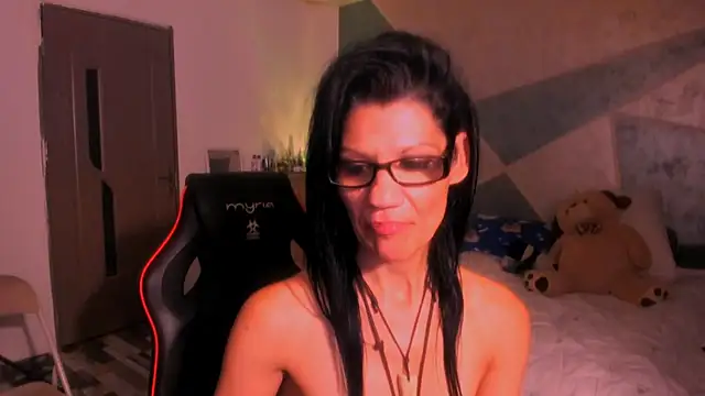 SweetSin40 webcam