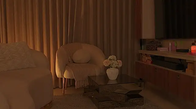 Julie_Belle_