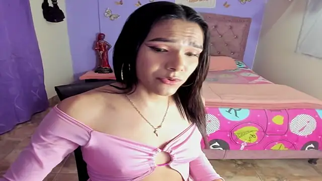 Sofia_Hot_Latina webcam