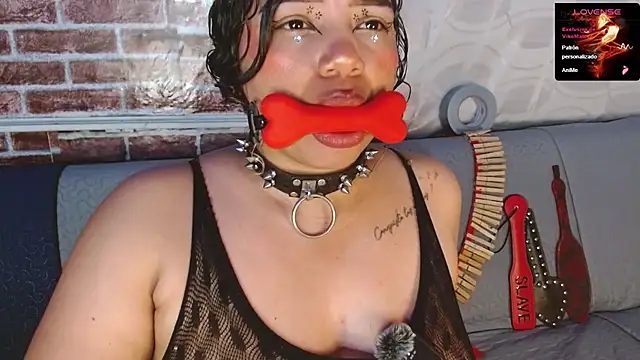 emma_bdsm_