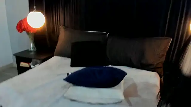 Roxie_Vander webcam
