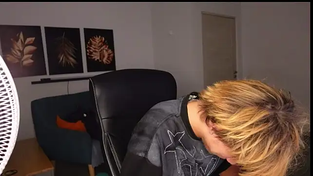 Denis_Wu webcam