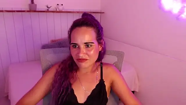 Honey_Doll__ webcam
