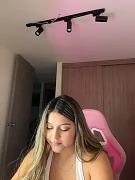 lunablossom_ webcam