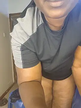 QueenOfAss11 live sex cam
