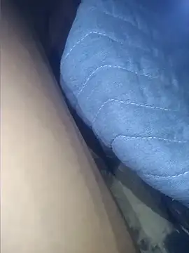 GlitteryStorm live cam on StripChat