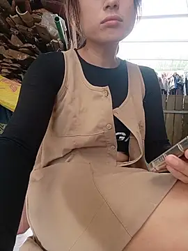 Linda-yiyi webcam