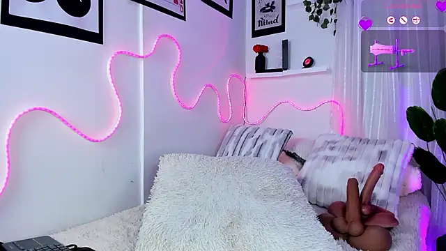 Samii_Evans webcam