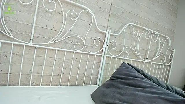 carolbarker (T teen) - CUM CUM CUM baby...
