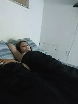 hothoney80 webcam
