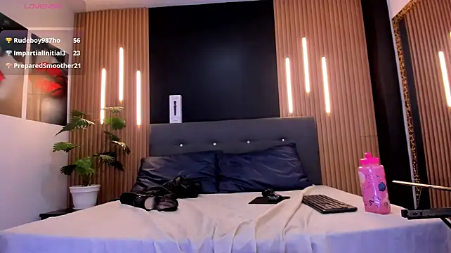 VickyJohnson1 webcam