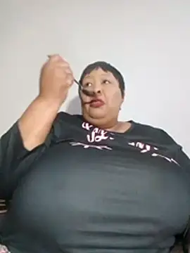 nancy111 webcam