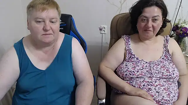 Lindy-Jeanie webcam