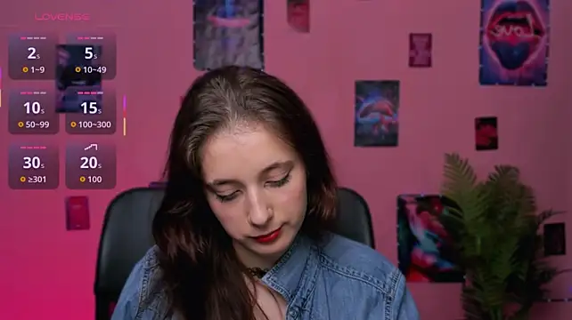 nami_glow webcam