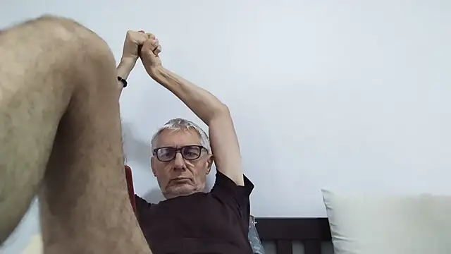 BIGUNCUTHARDCOCK