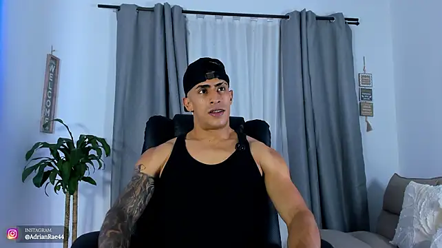 Mr_adrian webcam