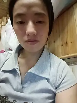 an-orphan live cam preview