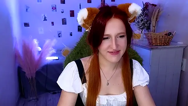 Eva_Bellea live cam on StripChat