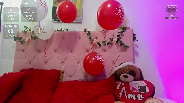 Antonella15 webcam