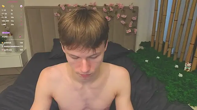cuMte_boy webcam