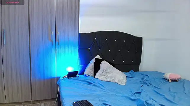 Sara__Velvet webcam