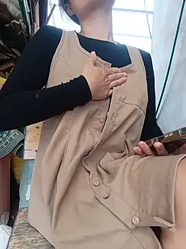 Linda-yiyi webcam