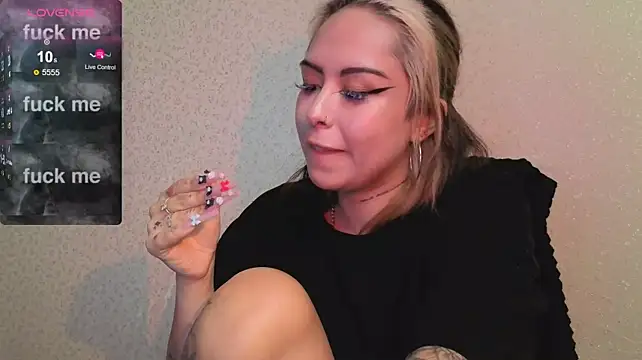 baby__kim webcam