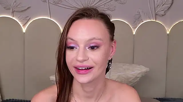 RebeccaMartons webcam