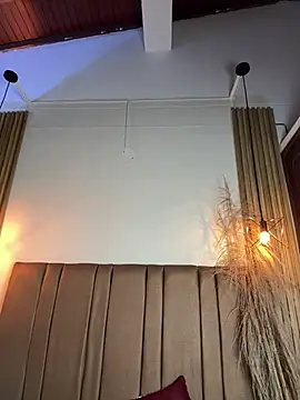 catalina_santana20 live cam preview