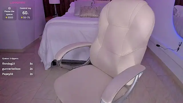 Megann_Williamss webcam