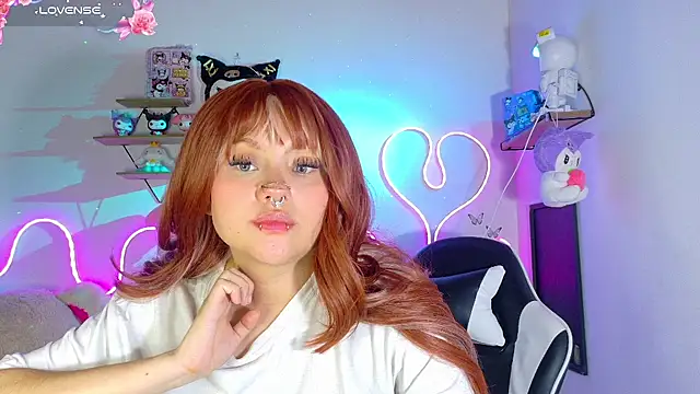 theiamoon live cam preview