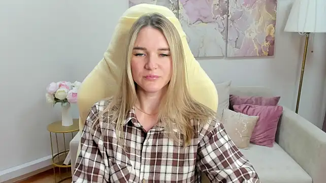 RoxyReignn webcam