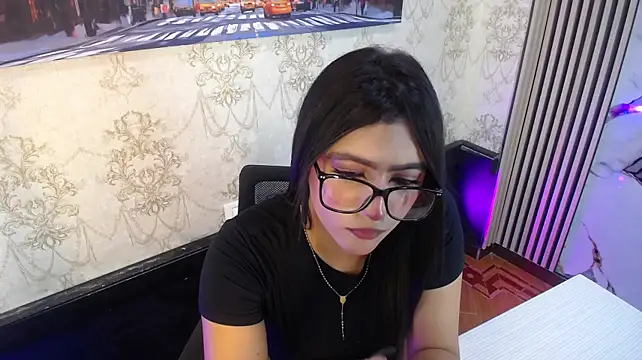 Holly_Watson_ webcam