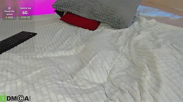 Ella_Banny webcam