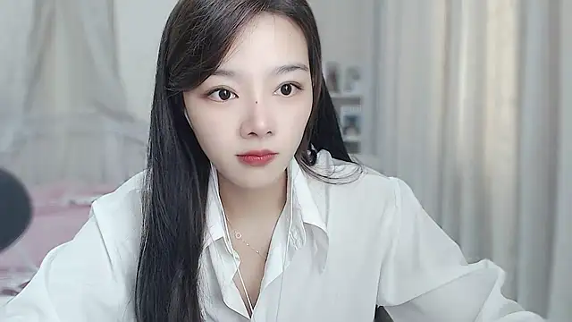 Romy-sweet webcam
