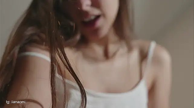 whisper_of_love live cam
