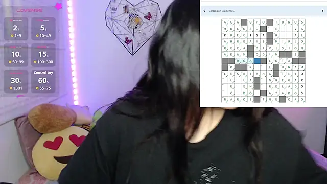 EllieMoonX webcam