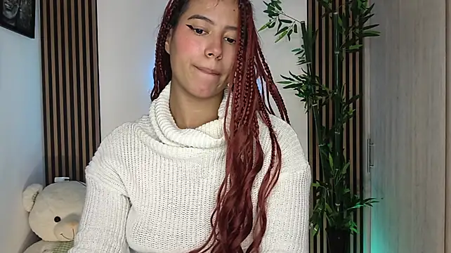 Raven_stonee01 webcam