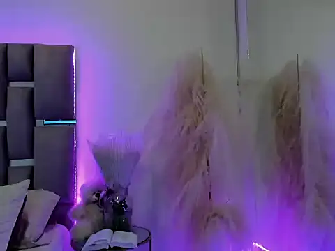 victoria_whitmore webcam