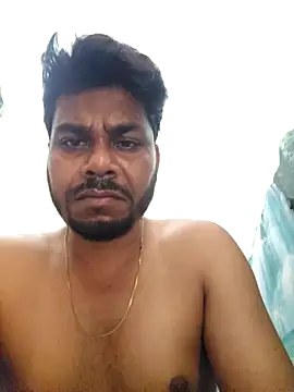 Raaz_5690 webcam