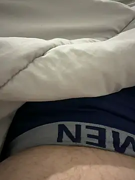 naughtyguy0412 webcam