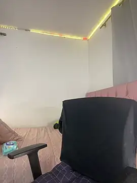Marc_and_Emma1 webcam