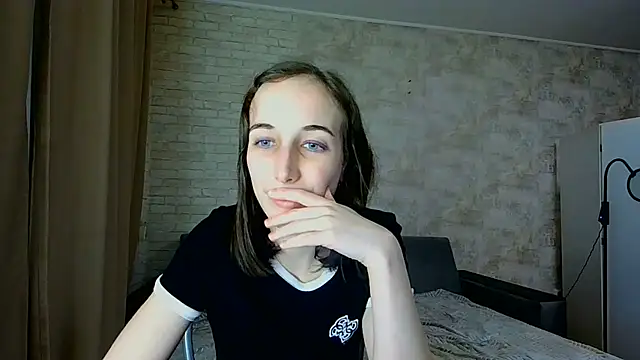 Anika_bloom