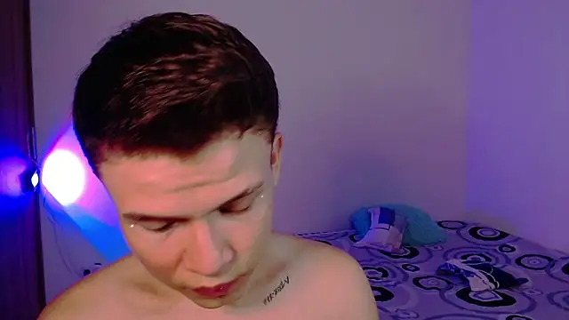 _Leo_Boy webcam