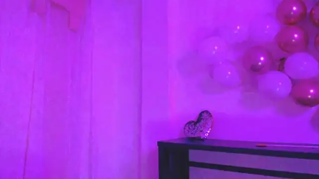 AlissonnFoxx webcam