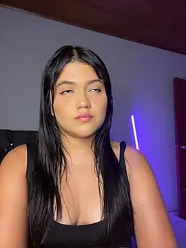 alisson_carolina73 webcam